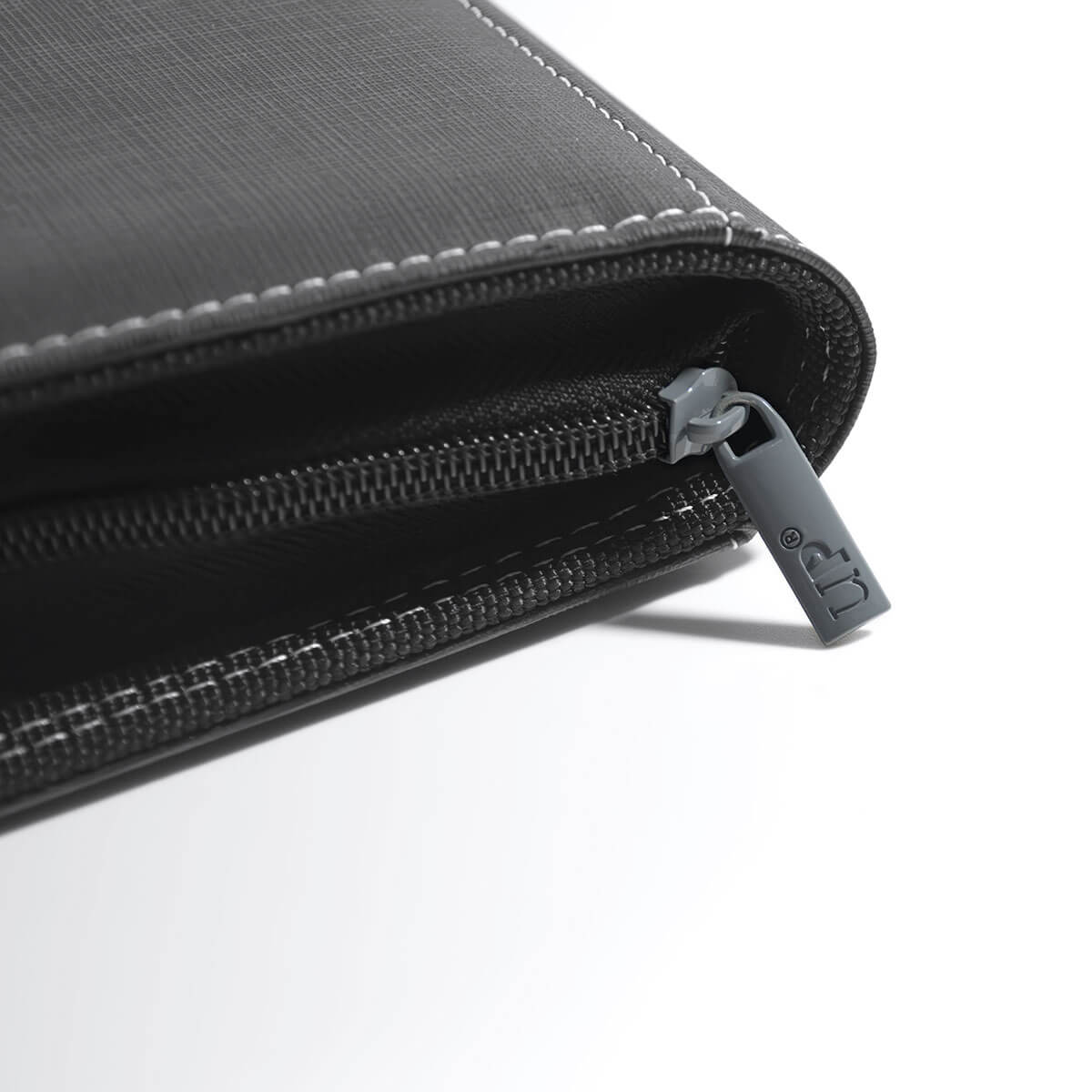 Ultra Pro Toploader Zippered 4-Pocket PRO-Binder - Black