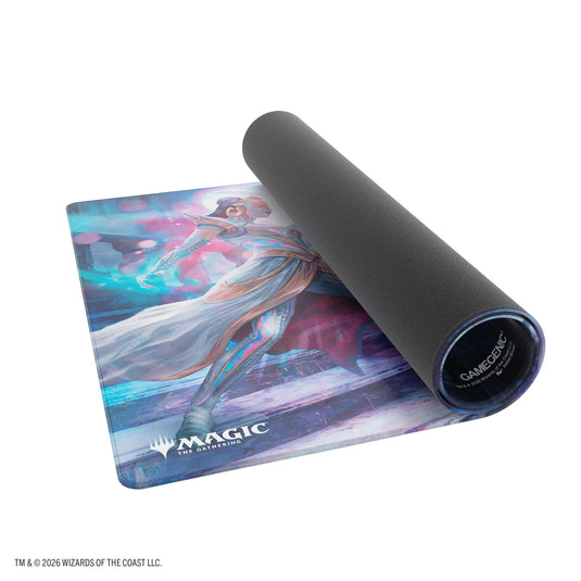 Gamegenic Shiny Playmat Reality Fracture Liliana – tappetino parzialmente arrotolato, lato Magic