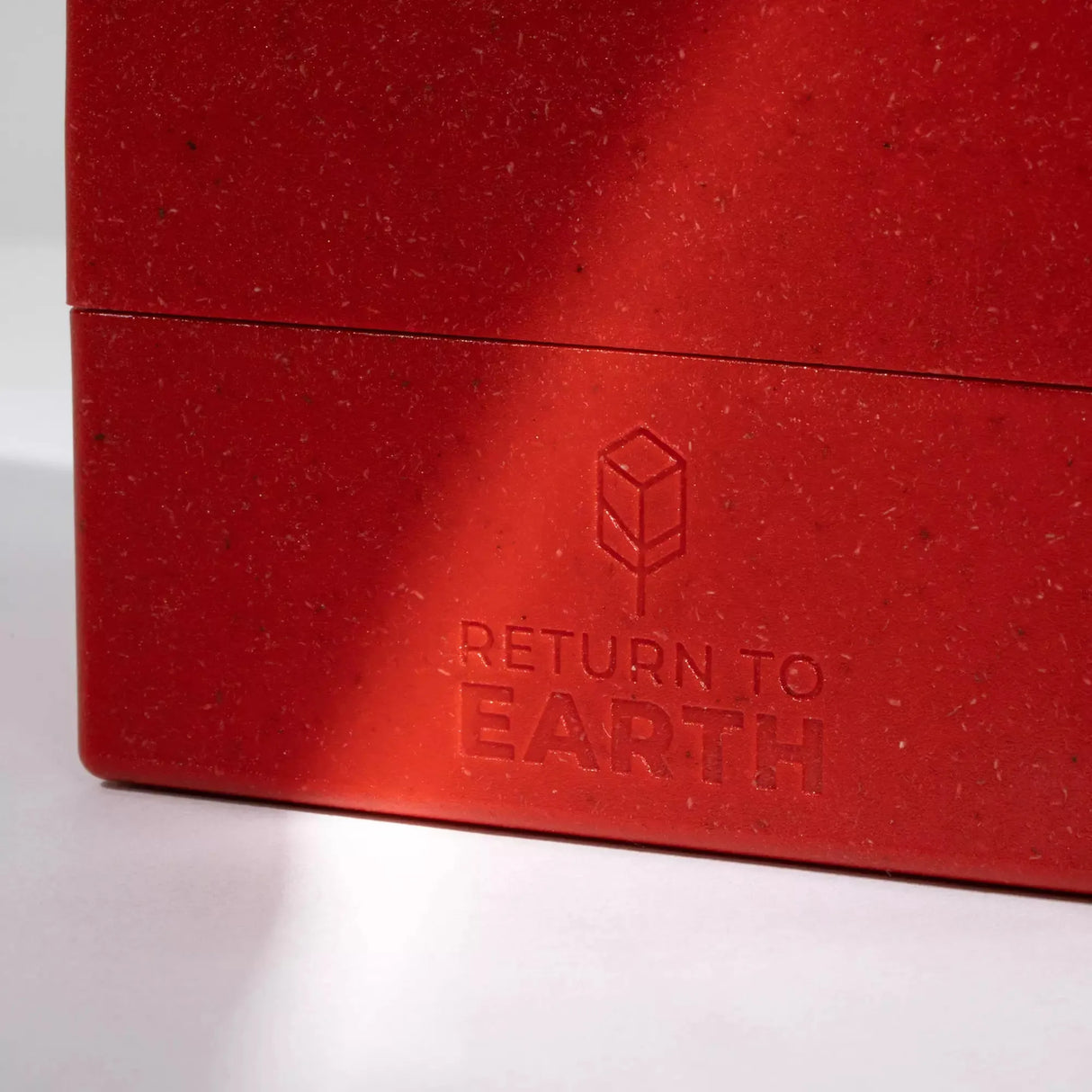 Ultimate Guard - RTE Boulder 100+ Deck Box - Red