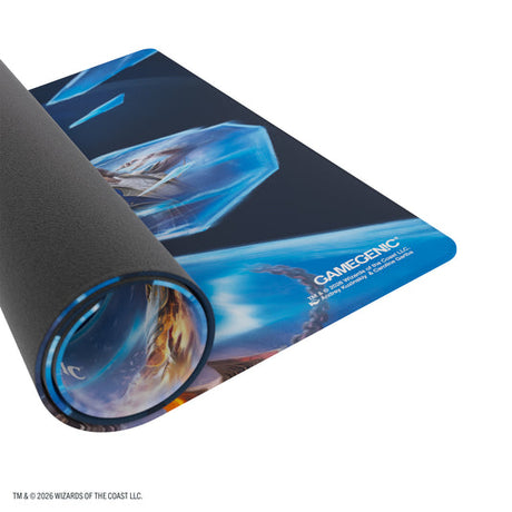 Gamegenic Prime Playmat Reality Fracture Jace, Fracturer of Reality – tappetino parzialmente arrotolato, lato Gamegenic