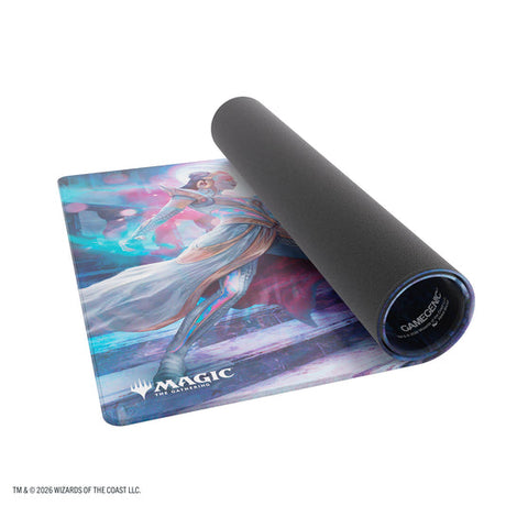 Gamegenic Shiny Playmat Reality Fracture Liliana – tappetino parzialmente arrotolato, lato Magic