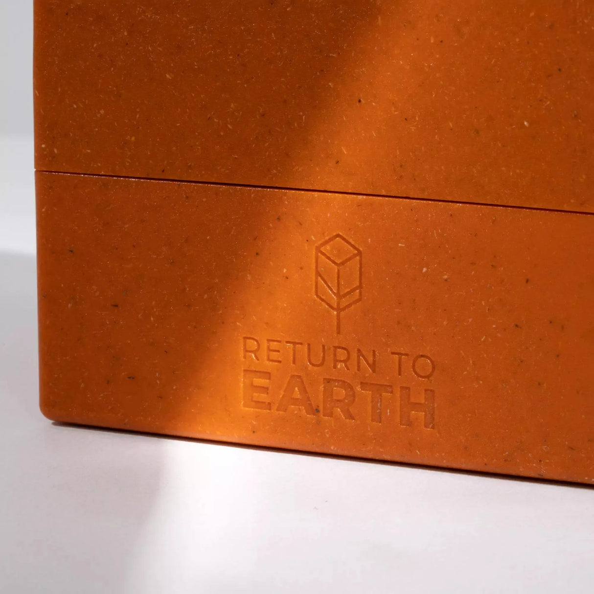 Ultimate Guard - RTE Boulder 100+ Deck Box - Orange