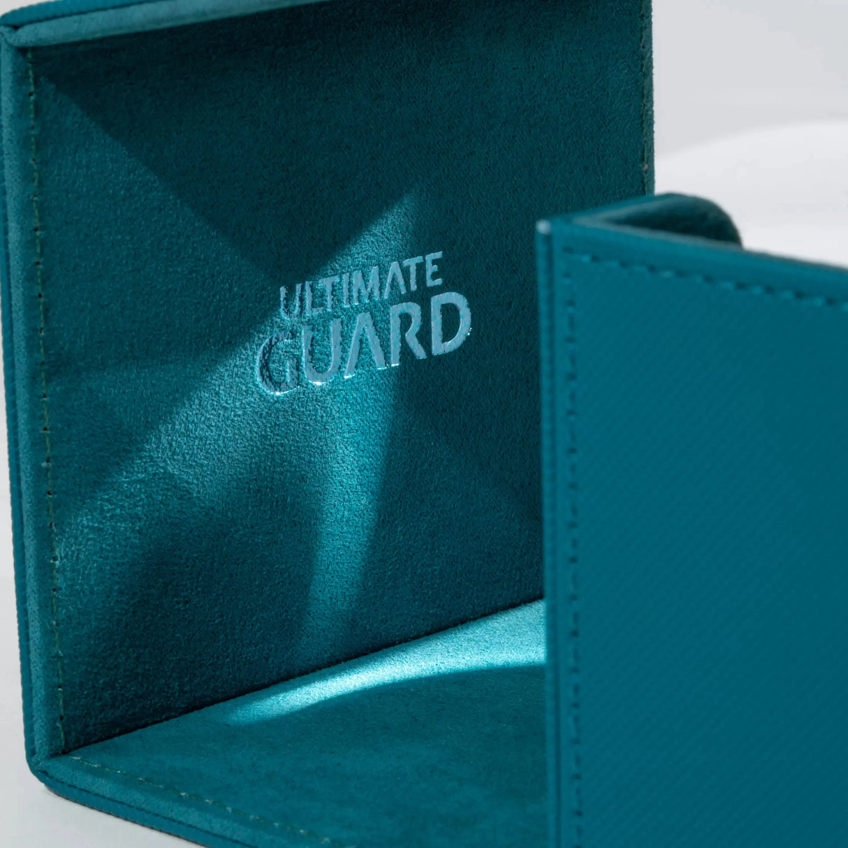 Ultimate Guard - Sidewinder 100+ Xenoskin Deck Box - Petrol